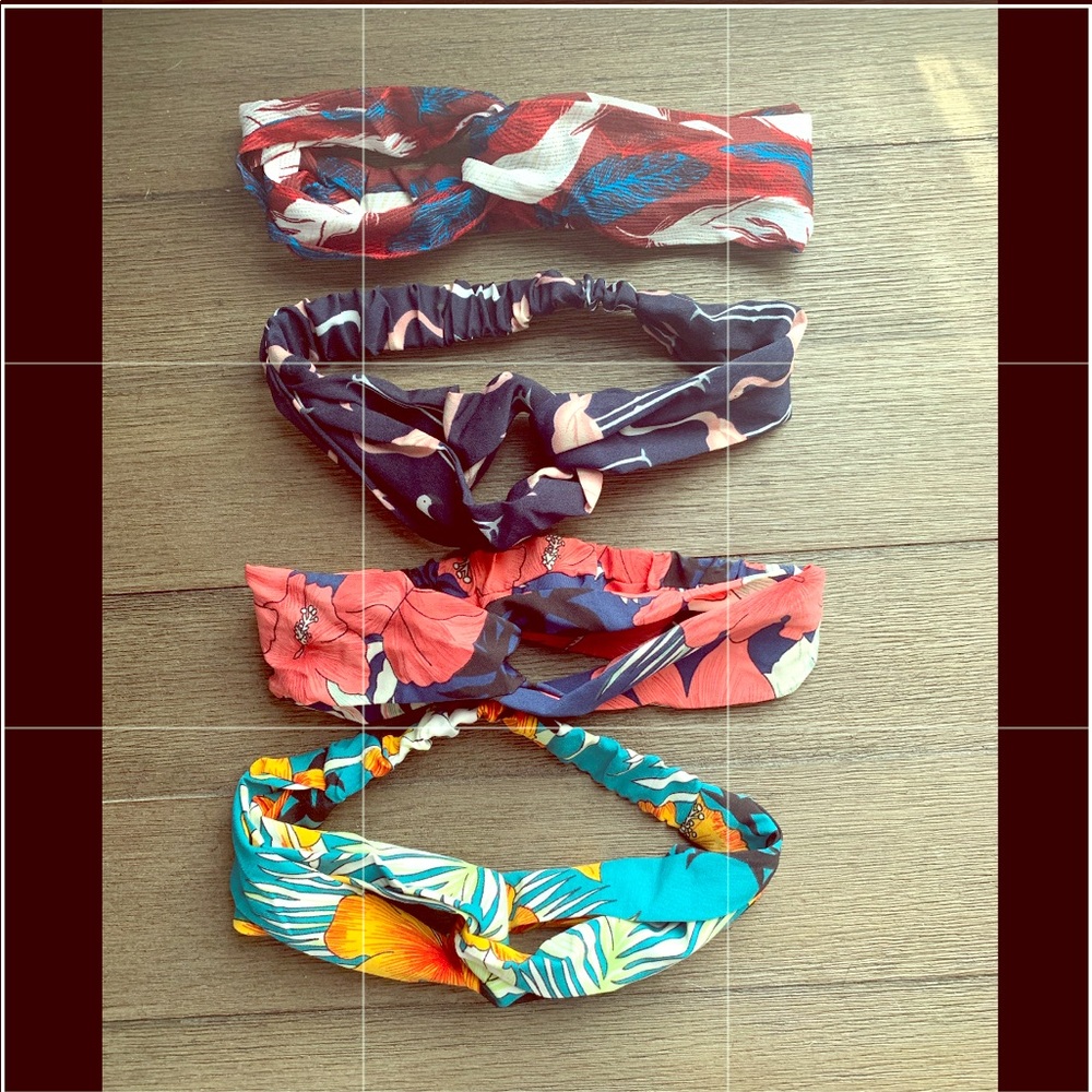 Set of 4 Front Knot Headband! (New)